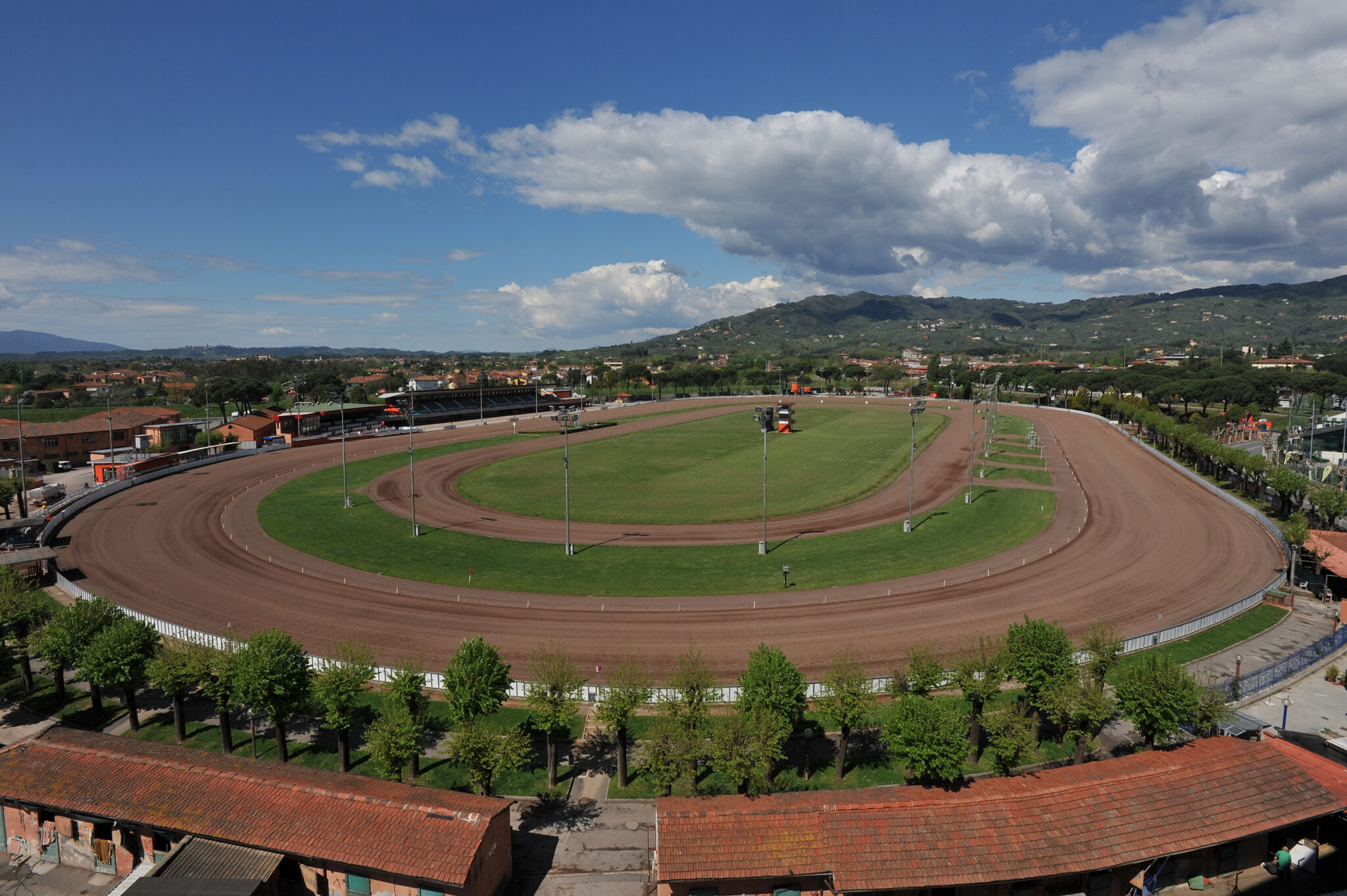 Sabato all’Ippodromo Snai Sesana con il Premio Giussano e Gentile. In